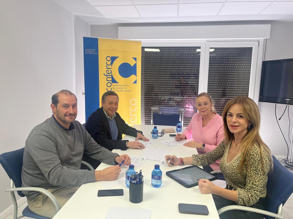 Nueve CyL exige a la Junta un compromiso real con el pequeño comercio y anuncia un plan integral para garantizar su futuro en Castilla y&nbsp;León