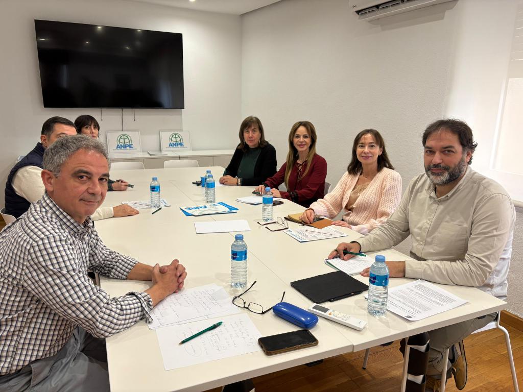 Reuniones con ANPE y CSIF